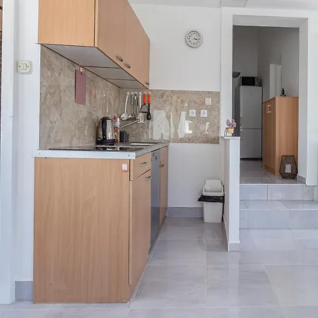 Luka Lucica Apartment Vir Exterior photo