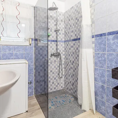 Luka Lucica Apartment Vir Exterior photo
