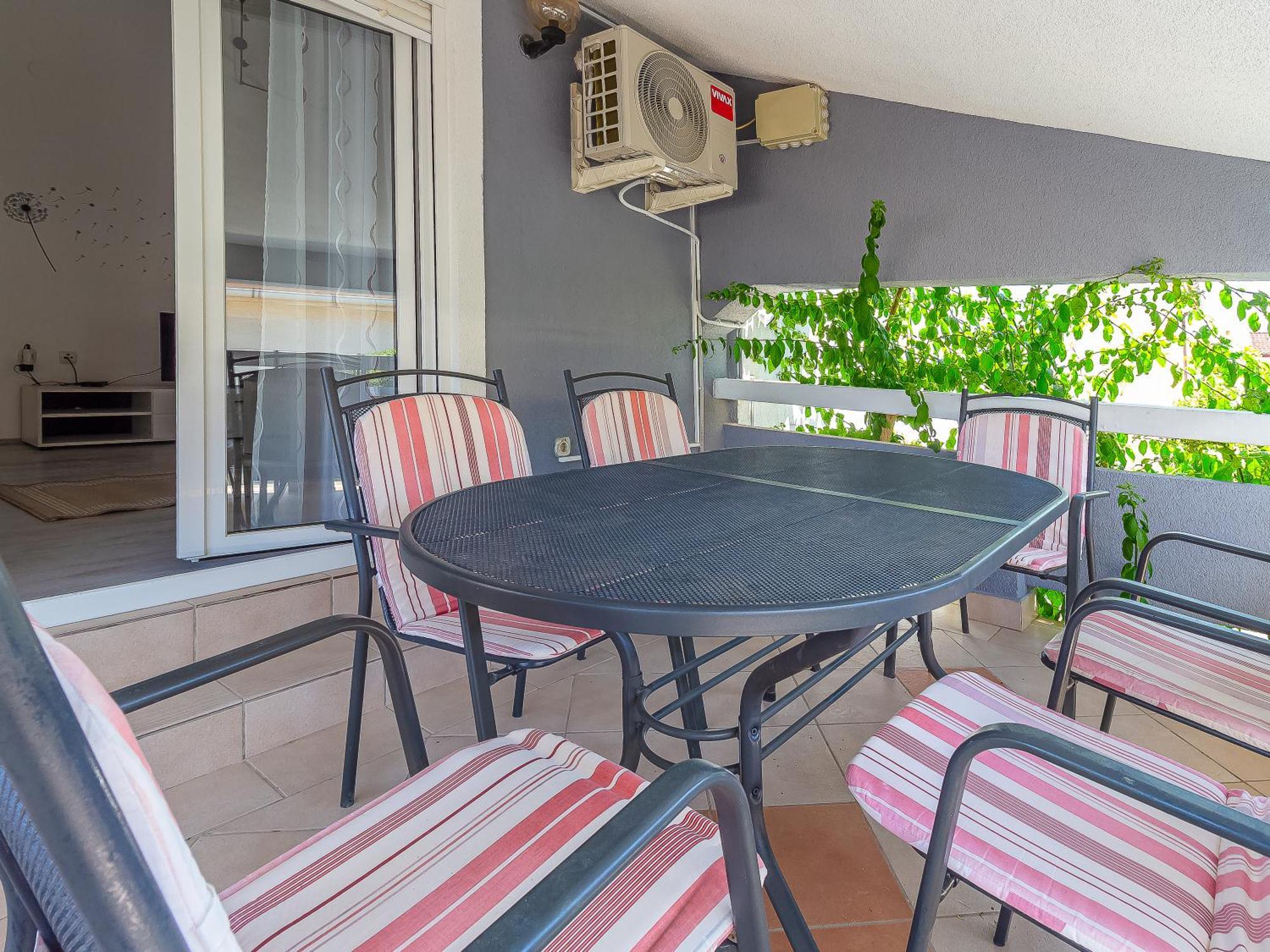 Luka Lucica Apartment Vir